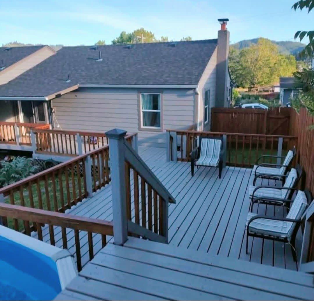 Tri-Level Deck — 2023